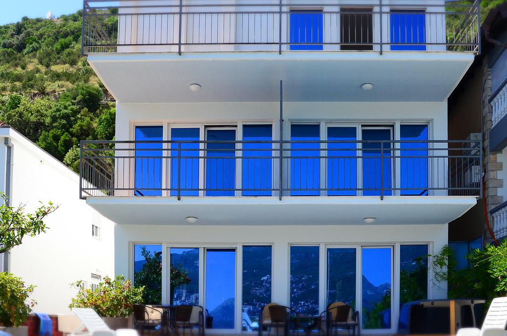 Apartments Riverside Herceg Novi Rom bilde