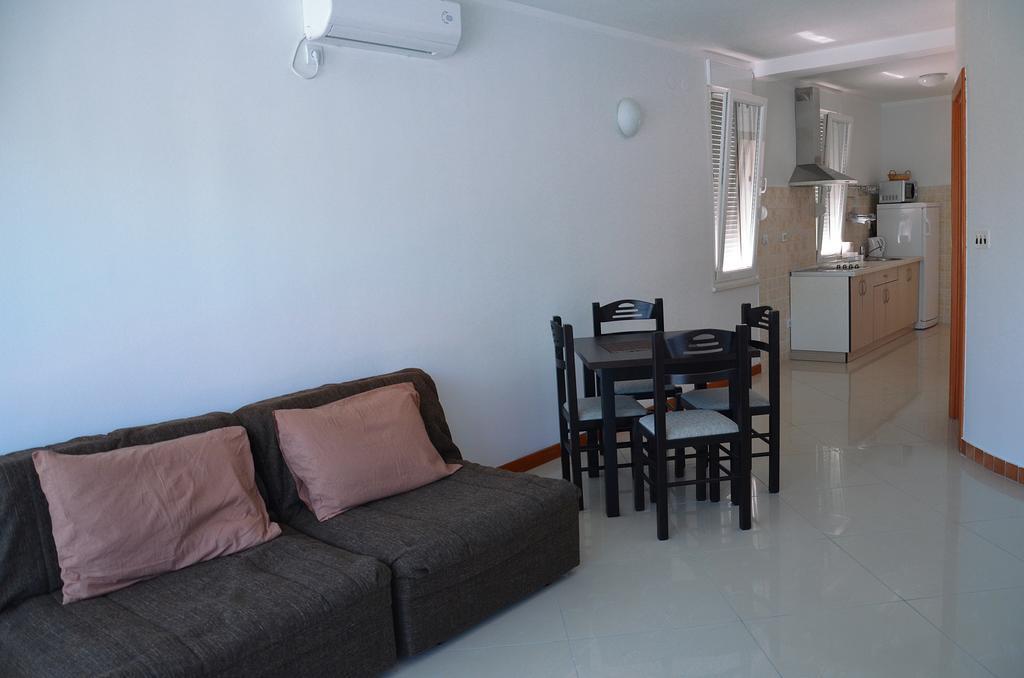 Apartments Riverside Herceg Novi Rom bilde
