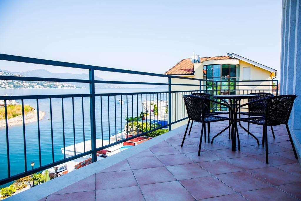 Apartments Riverside Herceg Novi Eksteriør bilde